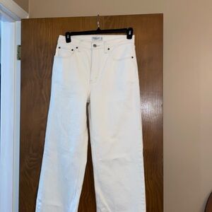 Abercrombie size 10 xlong cream color jeans
